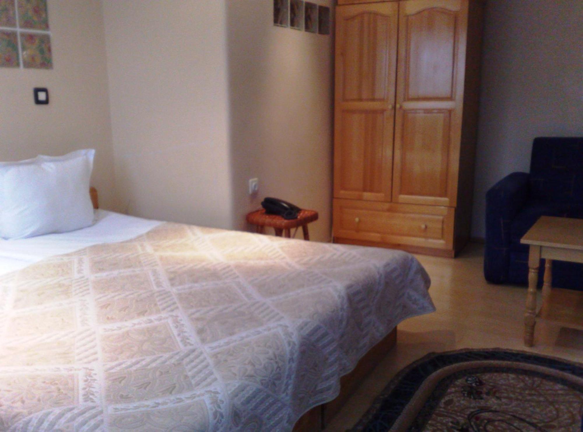 Family Hotel Sonata Samokov Buitenkant foto