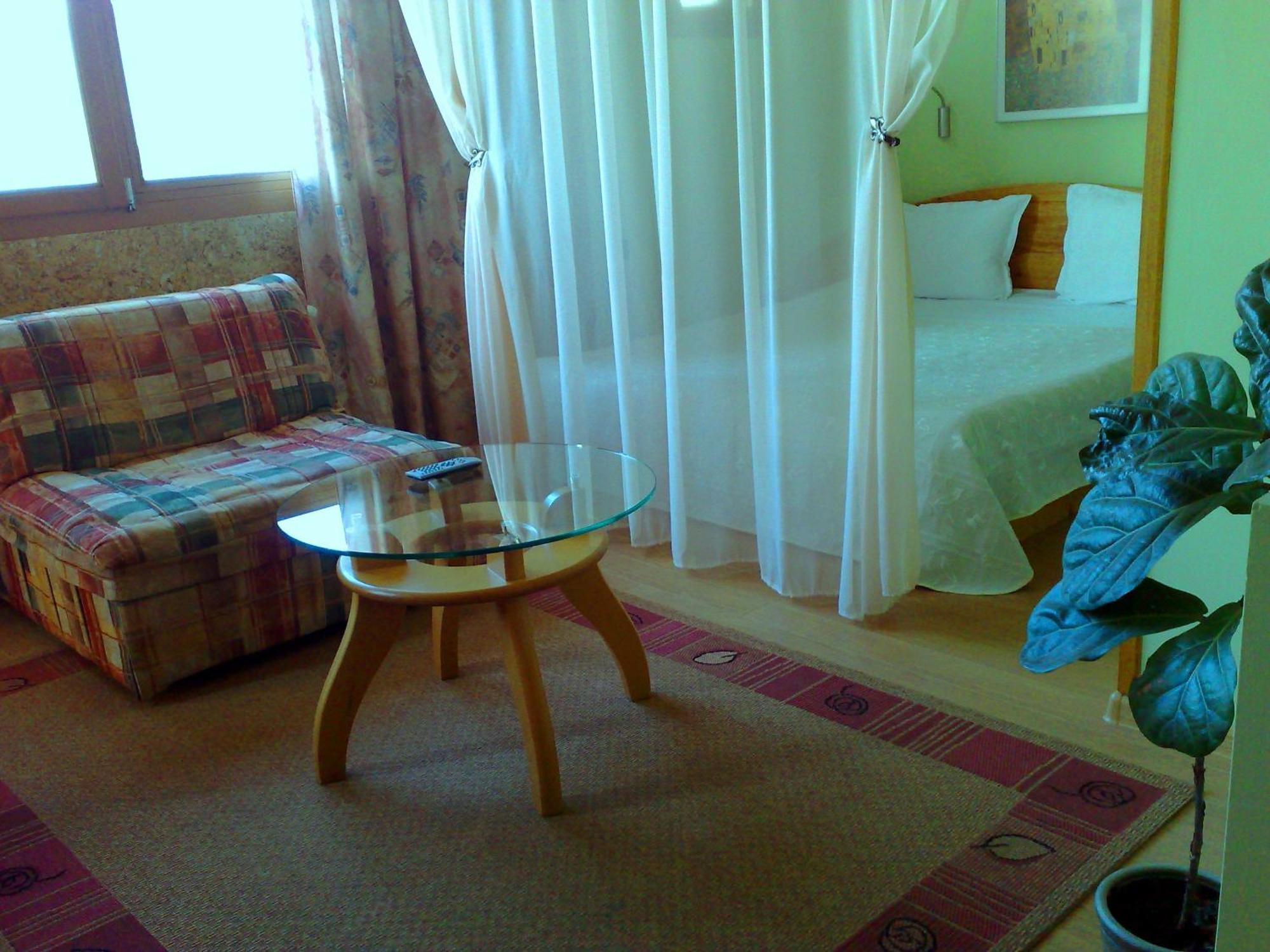 Family Hotel Sonata Samokov Buitenkant foto