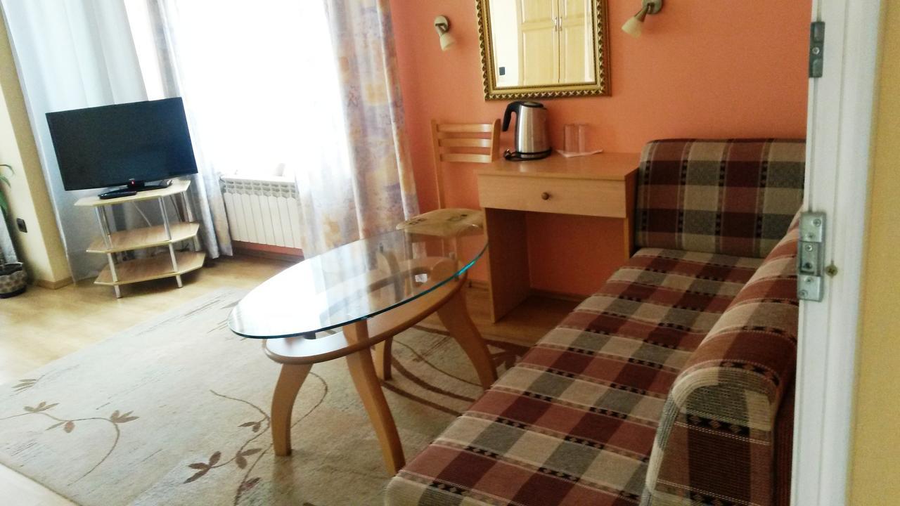 Family Hotel Sonata Samokov Buitenkant foto